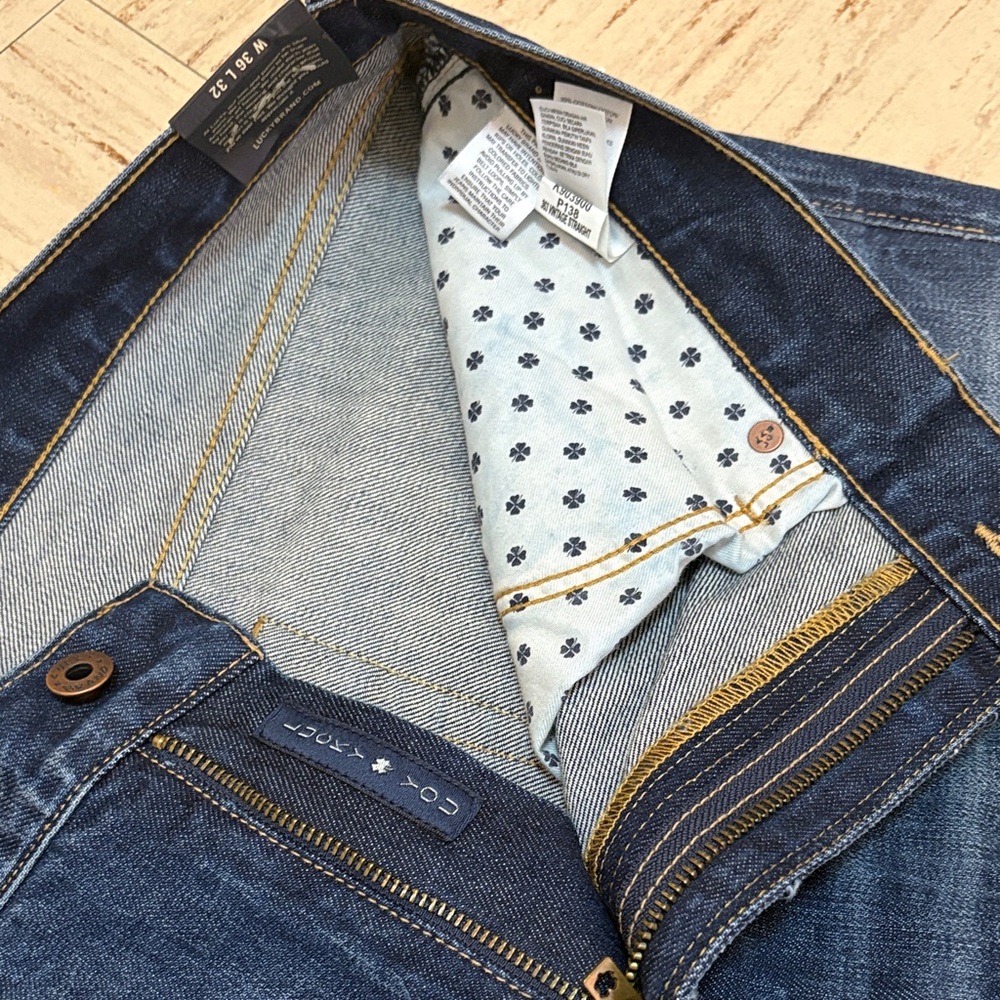 Lucky Brand Men's Blue Jeans Size 36 Vintage Straight - Picture 9 of 16